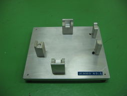 江民塑膠模具廠橡膠減震墊 提升工業(yè)減震效果的可靠選擇